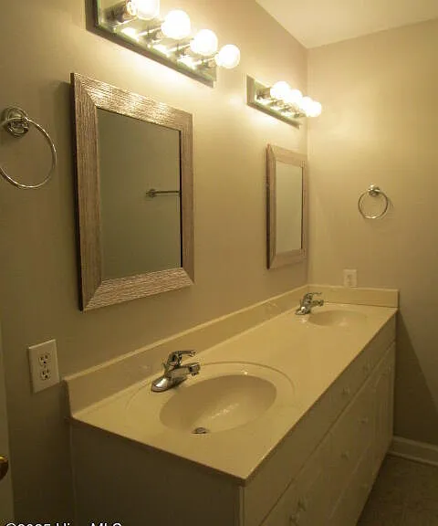 106 Beach Haven Cv — Photo 14