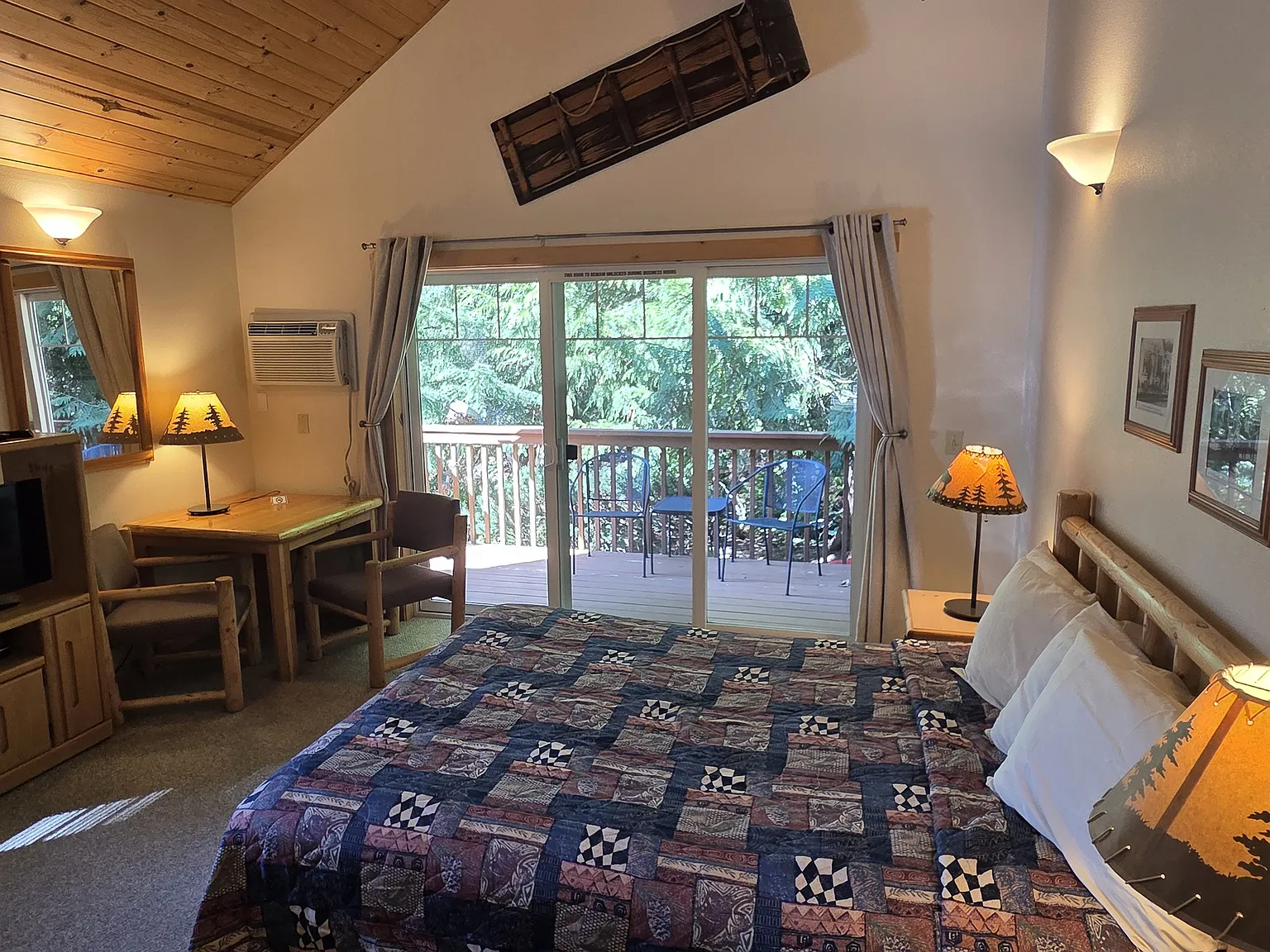 Studio, 350 sqft, $1,195 — Photo 3