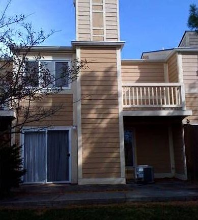 Back patio and balcony