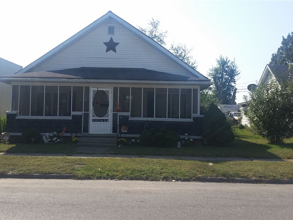 2nd image of 1403 W Walnut St