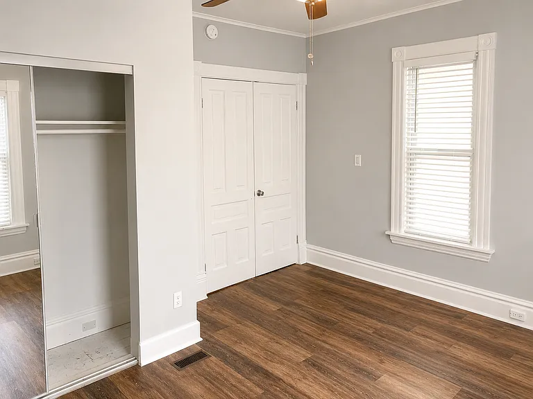 708 Coit Ave NE — Photo 10