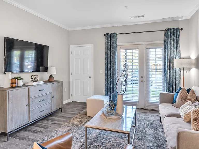The Pointe at Heritage — Photo 7