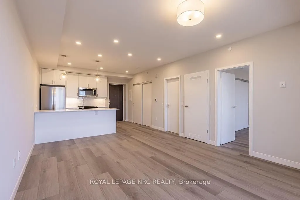 1 bed, $2,100 — Photo 4