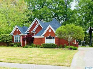 118 Cheval Blvd SE, Brownsboro, AL 35741