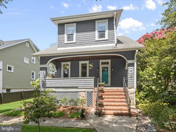 8 Edmondson Ridge Rd, Catonsville, MD 21228