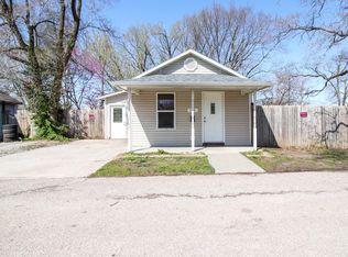 115 N Jackson Ave, Knob Noster, MO 65336