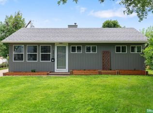 3815 Krug Ave, Omaha, NE 68105