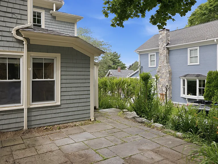 8 Mason St #8 — Photo 26