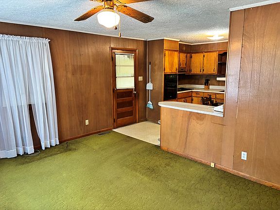 5th image of 142 Fisk Rd