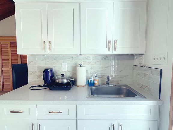 4th image of 3897 Hancock Dr #Adu