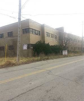 4th image of 15550 Woodrow Wilson St