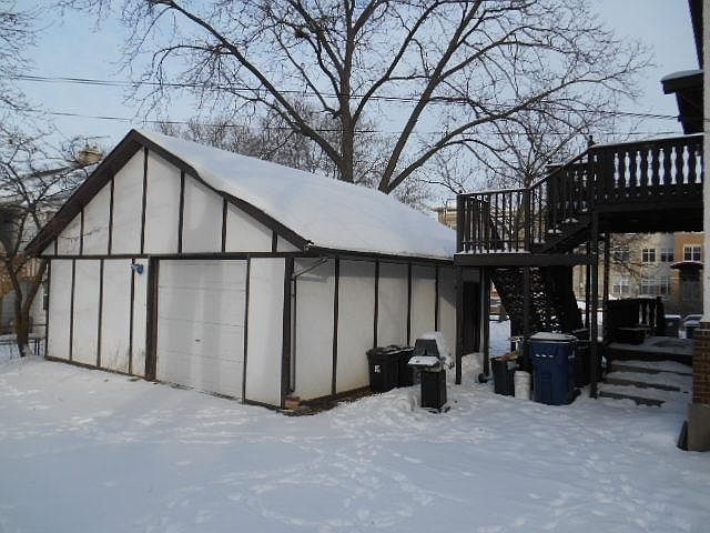 2nd image of 102 S Grand Ave