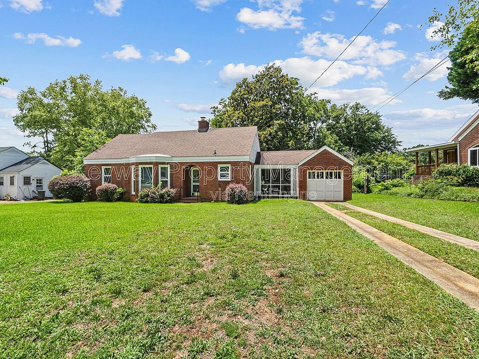 1st image of 2334 Redwood Dr