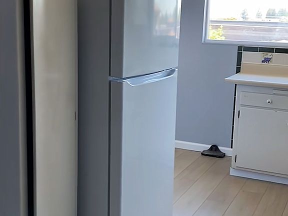 5th image of 226 Flanders Ct #1