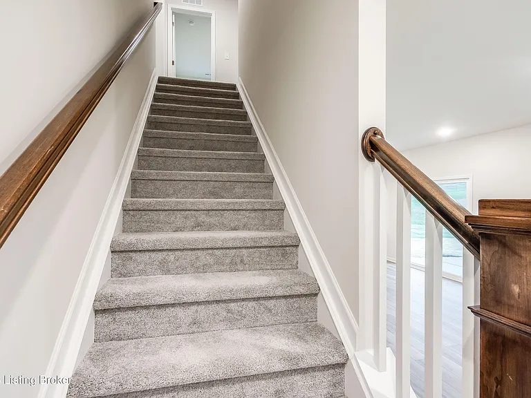 16956 Aiken Ridge Cir — Photo 40