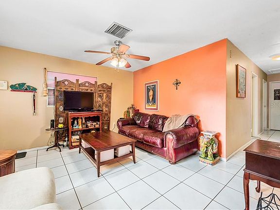 4th image of 1919 Thor Ave