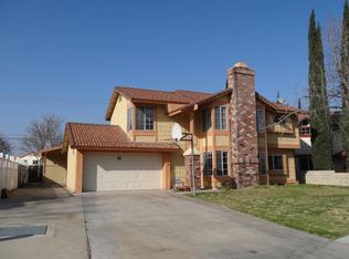 985 Camphor Ct, San Jacinto, CA 92582