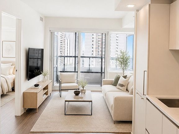 2nd image of 609 Sherbourne St #1811