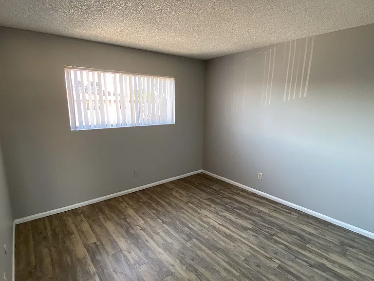 798 McClure St. — Photo 29