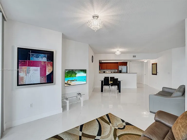 16699 Collins Ave #2305 — Photo 10