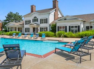 10304 Oxford Hill Dr #TX0908, Saint Louis, MO 63146