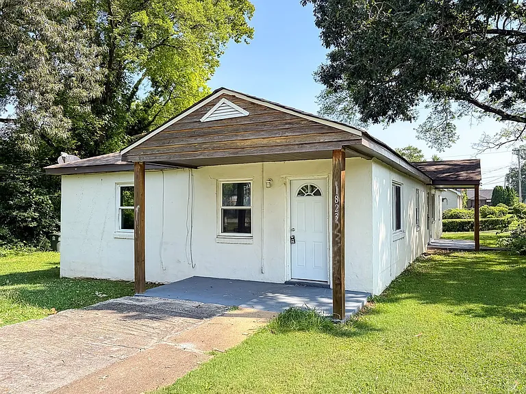 1823 Wilson St #A — Photo 14