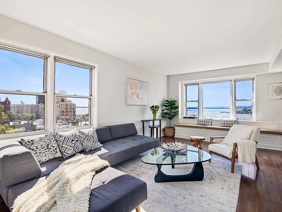 1st image of 135 Willow St APT 1003