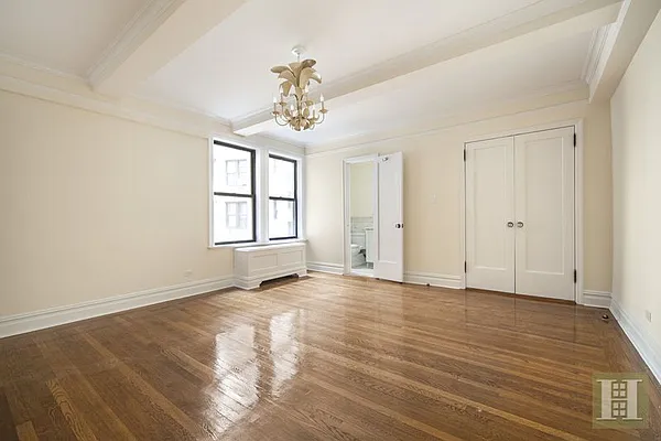 Rented by Halstead Real Estate | media 27