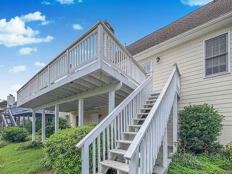 2092 Drogheda Ln — Photo 30