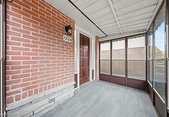 2nd image of 1206 Valentine Dr