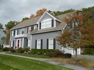 23 Newport Ln, Medfield, MA 02052