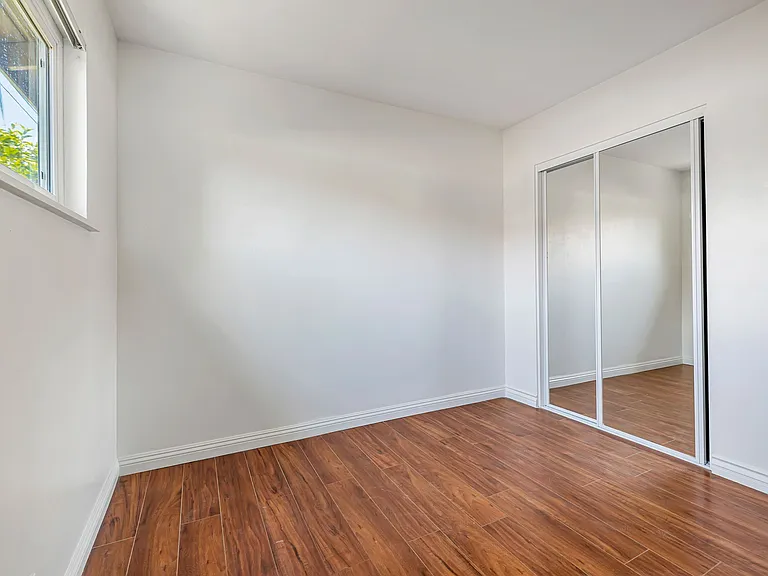 1139 N Shattuck St — Photo 27
