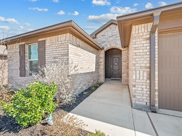 9436 Firedog Dr, Fort Worth, TX 76131