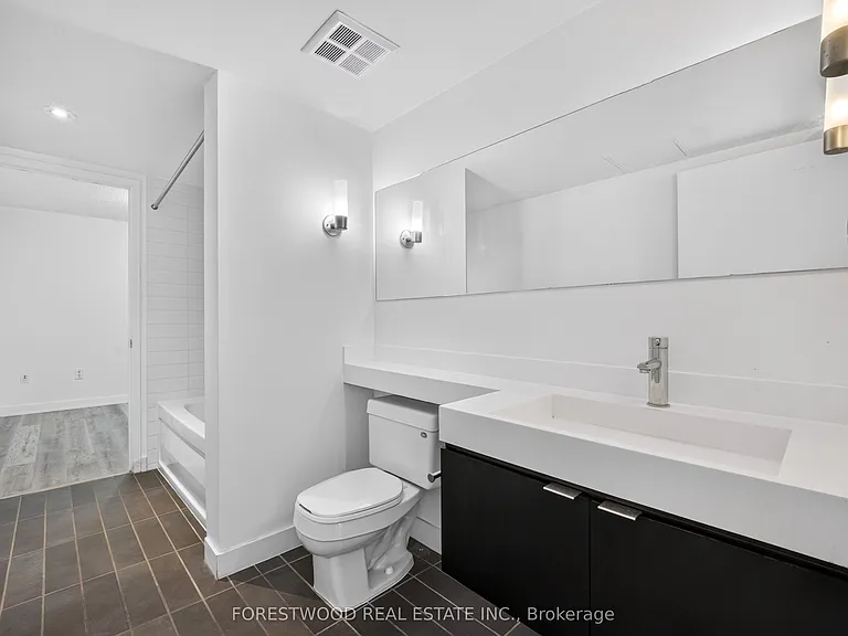 4K Spadina Ave #1716 — Photo 15