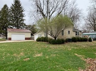 417 NE 2nd St, Galva, IL
