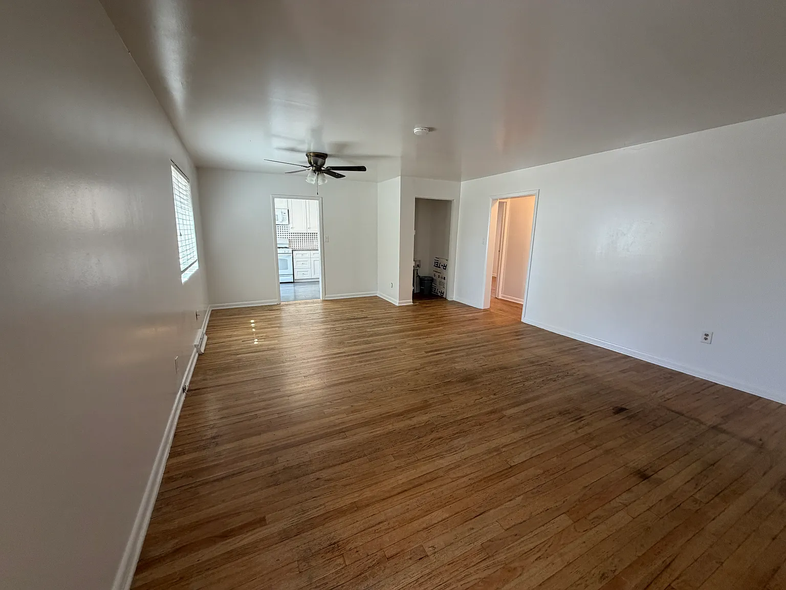 3 bed, 1326 sqft, $2,500 — Photo 3