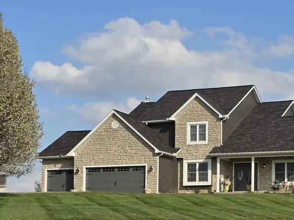 1938 W Glenhurst Dr NW, Lancaster, OH 43130