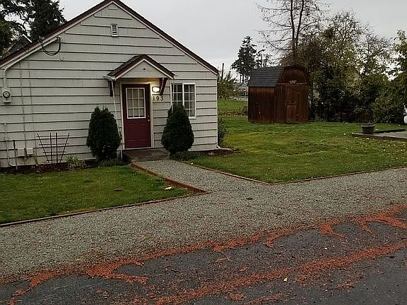 2nd image of 193 Tarragon Ave