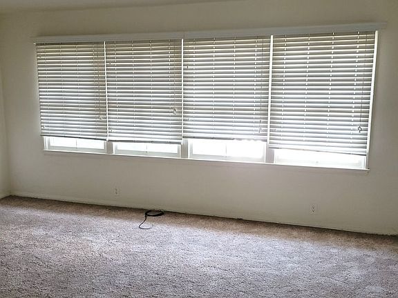 5th image of 4467 1/2 Le Park Dr #4471O