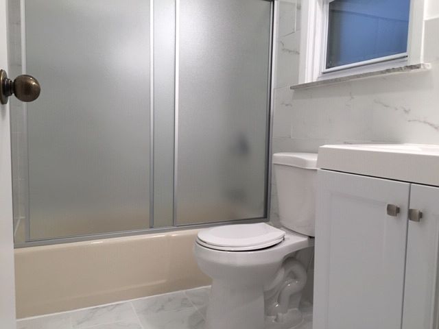 2nd image of 329-1 John St