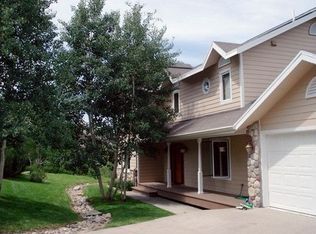 1828 Hunters Ct, Steamboat Springs, CO 80487