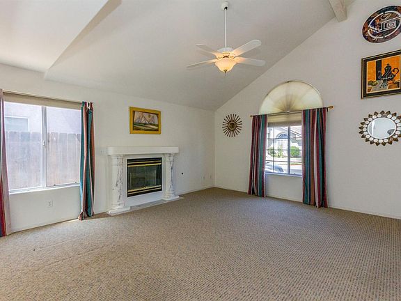 3rd image of 9539 N Whitehouse Dr