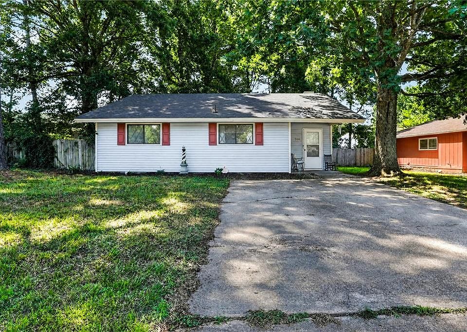1st image of 506 Cambertree Way