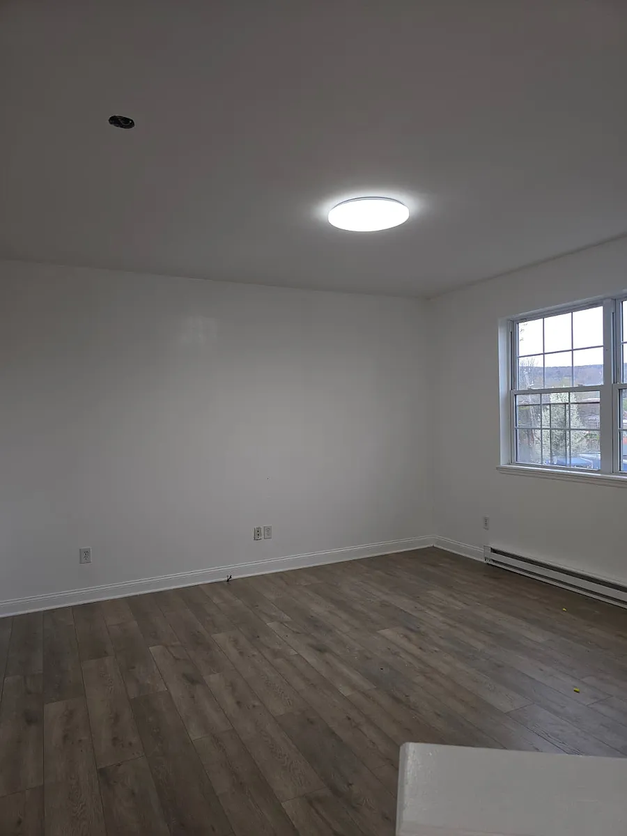 Building Photo - 55 Webster Ave #1R