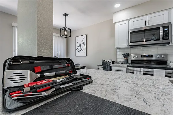 5619 S Admiralty Ct #E — Photo 35