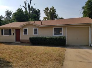 7204 Van Natta Ln, Fort Worth, TX 76112