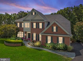 22506 Pine Top Ct, Ashburn, VA