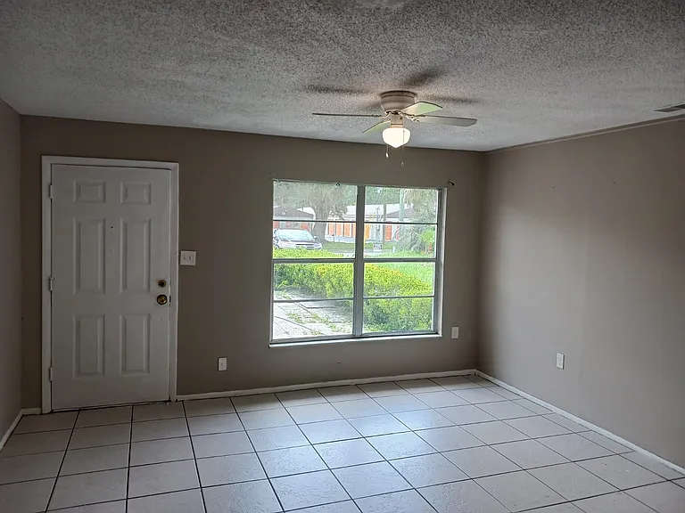 1905 Kelley Ave #3 — Photo 6