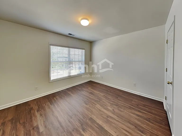 9839 Jeanette Cir — Photo 19