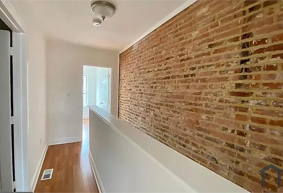 418 N Port St — Photo 15